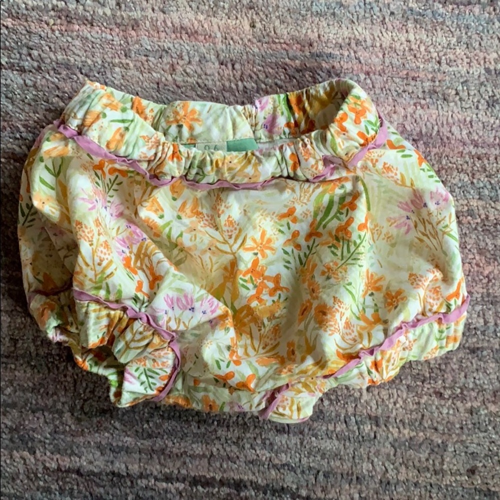 Lulie Wallace 0-6 month baby bottoms / shorts